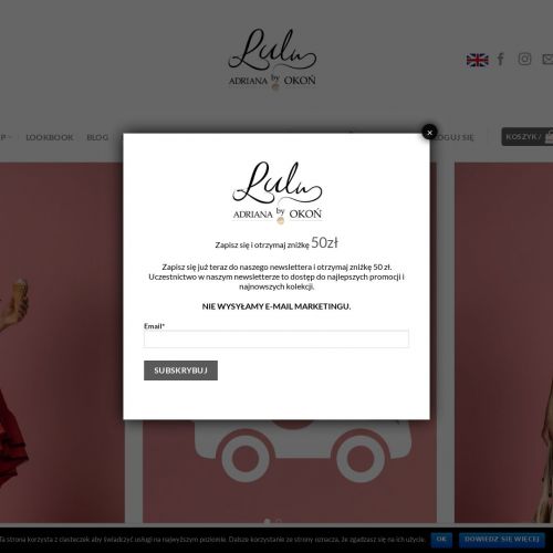 Czerwona sukienka od projektanta